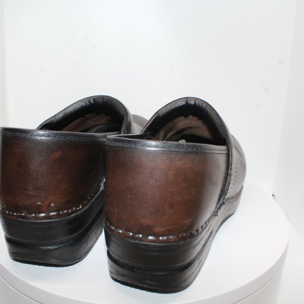 Dansko Womens 41 Professional Clog Brown Slip On Leather Medical Nursing Shoes - Picture 10 of 15